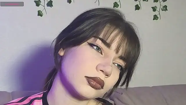 CassJonn online show from March 25, 6:14 pm