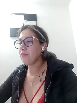 CHARLOTTE 1711 online show from February 26, 4:25 am