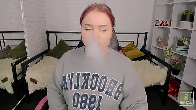 Erica  Alta online show from October 11, 5:28 am