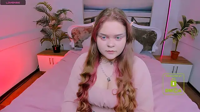 Erica  Alta online show from October 31, 6:47 am