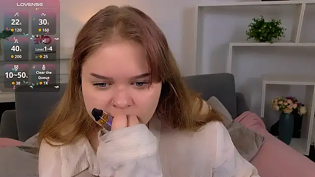 Erica  Alta online show from February 2, 6:45 am