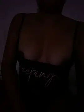 Snapshot of Yessica_832 chatting on April 28, 3:11 am Yessica 832 online show from April 28, 3:11 am