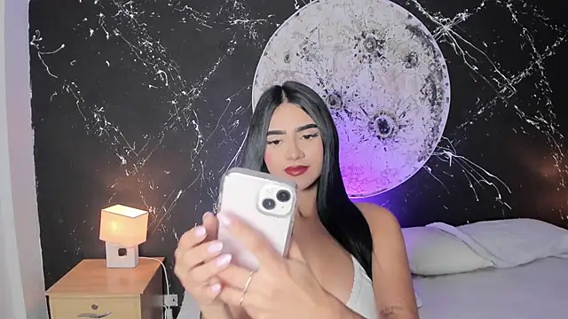 BellaaStorm online show from October 1, 5:35 am