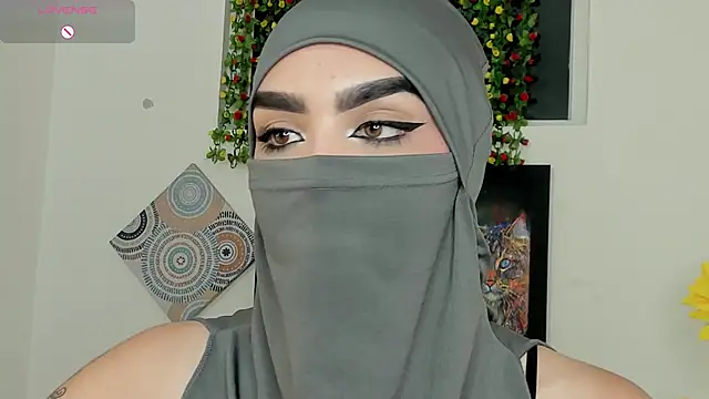 Snapshot of Maissa_Alabi chatting on October 23, 4:17 pm Maissa Alabi online show from October 23, 4:17 pm