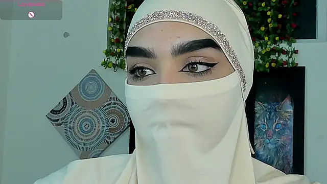 Snapshot of Maissa_Alabi chatting on November 4, 9:14 pm Maissa Alabi online show from November 4, 9:14 pm