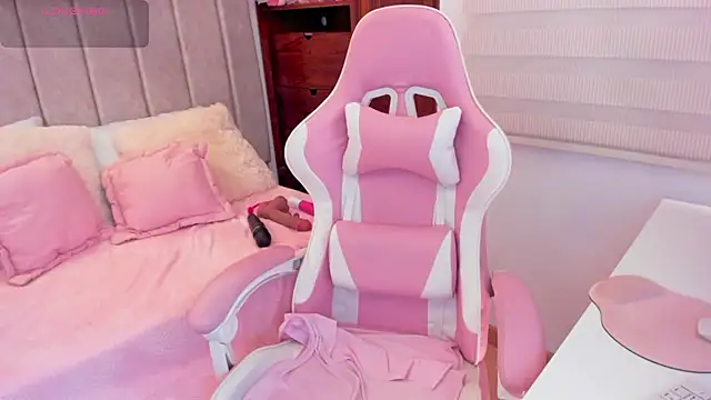 tamy xoo online show from September 11, 3:45 pm