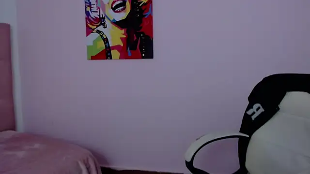 candyre online show from February 8, 1:44 pm