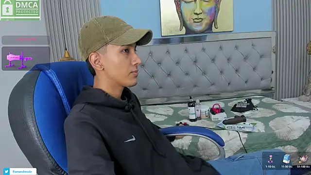 Snapshot of HarolddXL chatting on October 17, 1:14 pm HarolddXL online show from October 17, 1:14 pm