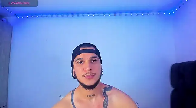 austinoficial online show from January 19, 3:29 am
