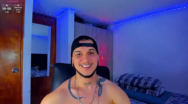 austinoficial online show from March 21, 5:32 am