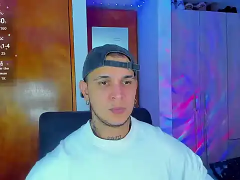 austinoficial online show from September 8, 11:37 pm