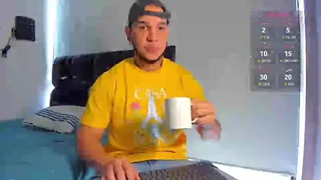 austinoficial online show from March 8, 8:23 pm