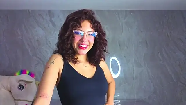 zoe ch  online show from July 18, 3:11 am