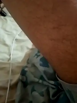 Snapshot of nxus77 chatting on September 29, 3:33 am nxus77 online show from September 29, 3:33 am