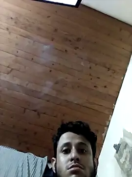 Snapshot of nxus77 chatting on March 29, 4:23 am nxus77 online show from March 29, 4:23 am