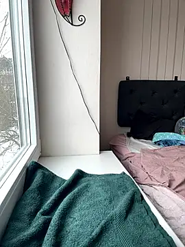 Black sweet Rose online show from January 12, 11:48 am