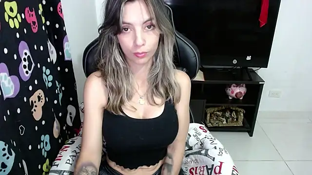 Princezzlove3 online show from January 15, 10:13 pm