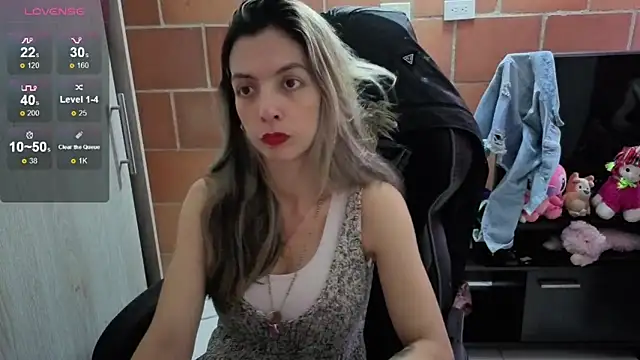 Princezzlove3 online show from October 8, 8:39 pm