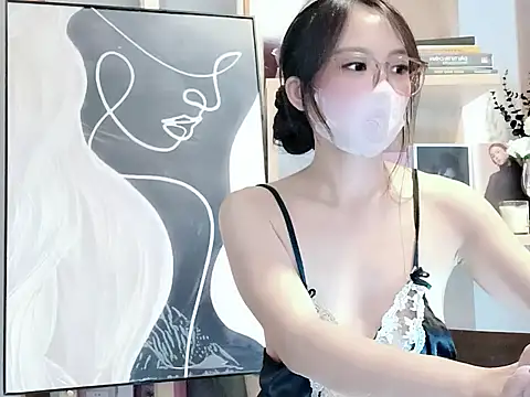 Snapshot of Lush-Office chatting on December 22, 3:53 pm Lush-Office online show from December 22, 3:53 pm