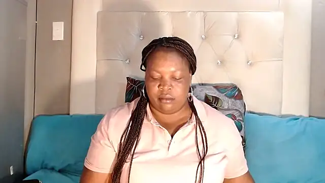 Snapshot of omalicha98 chatting on February 21, 5:30 am omalicha98 online show from February 21, 5:30 am