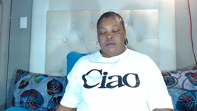 Snapshot of omalicha98 chatting on April 3, 7:17 am omalicha98 online show from April 3, 7:17 am