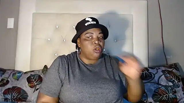 Snapshot of omalicha98 chatting on April 14, 7:14 am omalicha98 online show from April 14, 7:14 am