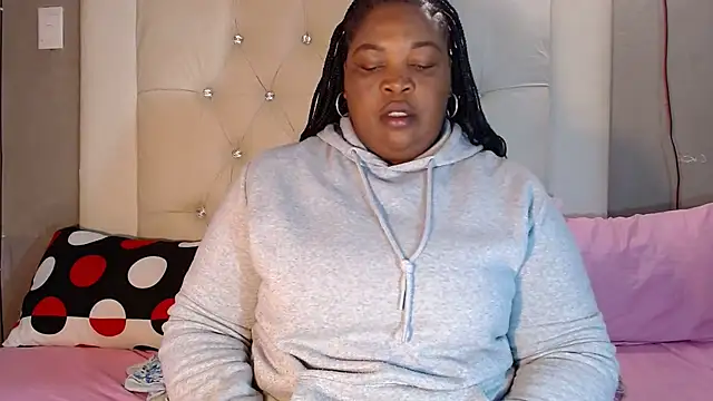 Snapshot of omalicha98 chatting on April 20, 6:38 am omalicha98 online show from April 20, 6:38 am