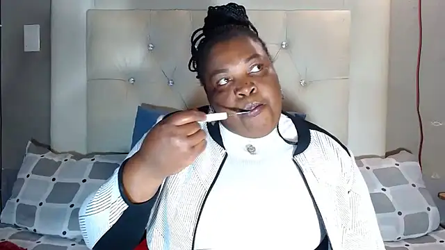 Snapshot of omalicha98 chatting on May 21, 6:31 am omalicha98 online show from May 21, 6:31 am