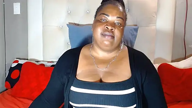 Snapshot of omalicha98 chatting on May 26, 6:20 am omalicha98 online show from May 26, 6:20 am