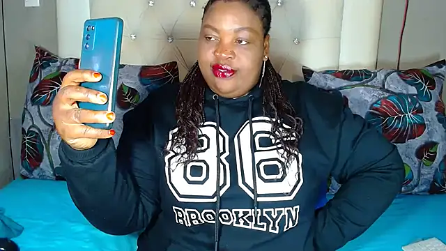 omalicha98 online show from July 4, 7:58 am