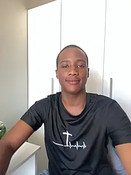 Snapshot of snotLoud chatting on February 14, 9:56 am snotLoud online show from February 14, 9:56 am