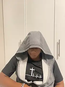 Snapshot of snotLoud chatting on February 14, 7:12 pm snotLoud online show from February 14, 7:12 pm