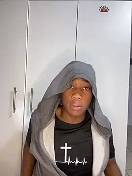 Snapshot of snotLoud chatting on February 14, 10:14 pm snotLoud online show from February 14, 10:14 pm