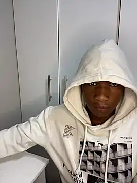 Snapshot of snotLoud chatting on February 15, 9:59 pm snotLoud online show from February 15, 9:59 pm