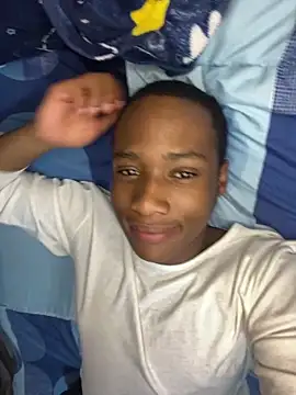 Snapshot of snotLoud chatting on February 16, 7:49 pm snotLoud online show from February 16, 7:49 pm