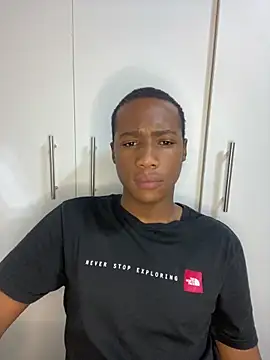 Snapshot of snotLoud chatting on February 23, 5:18 pm snotLoud online show from February 23, 5:18 pm