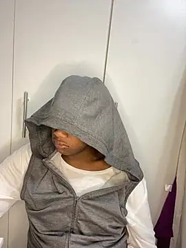 Snapshot of snotLoud chatting on February 25, 5:36 pm snotLoud online show from February 25, 5:36 pm