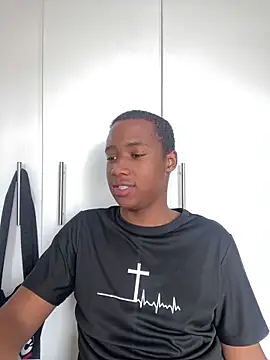 Snapshot of snotLoud chatting on March 1, 8:02 am snotLoud online show from March 1, 8:02 am