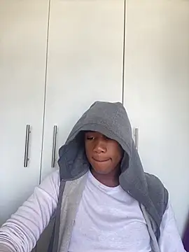 Snapshot of snotLoud chatting on March 2, 7:54 am snotLoud online show from March 2, 7:54 am