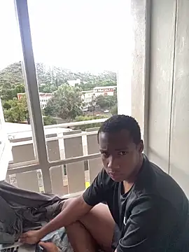 Snapshot of snotLoud chatting on March 10, 3:52 pm snotLoud online show from March 10, 3:52 pm