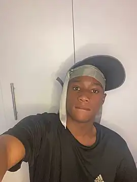 Snapshot of snotLoud chatting on March 21, 2:40 pm snotLoud online show from March 21, 2:40 pm