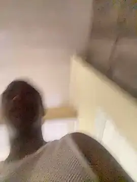 Snapshot of snotLoud chatting on January 17, 5:56 am snotLoud online show from January 17, 5:56 am