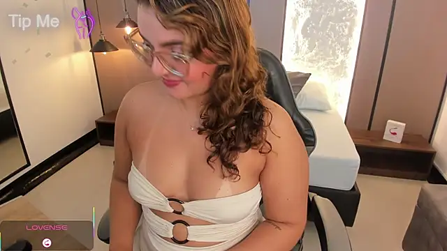 lilly ass  online show from October 11, 12:58 pm