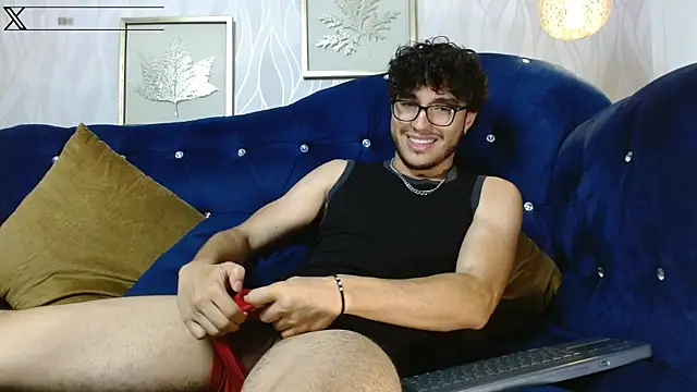 ZaneeCross online show from March 22, 1:52 pm