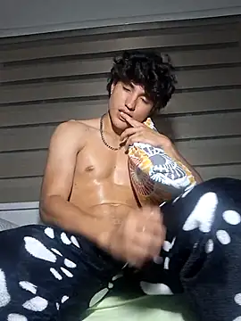 ZaneeCross online show from September 13, 12:54 am