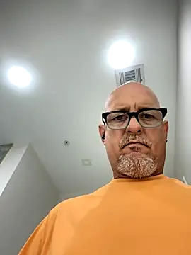 carlospingalinda online show from October 1, 9:43 pm