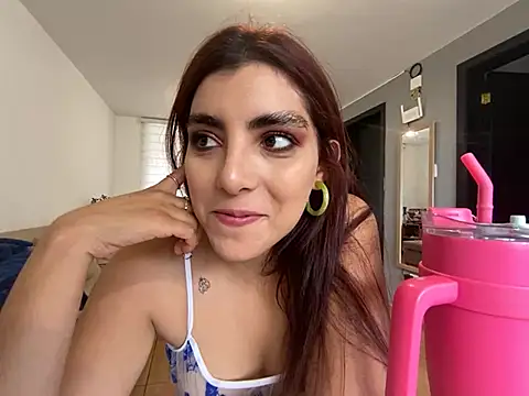 MartinaSooler online show from March 9, 8:10 pm