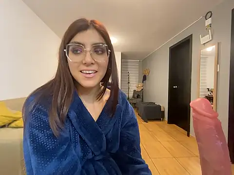 MartinaSooler online show from March 12, 5:46 am