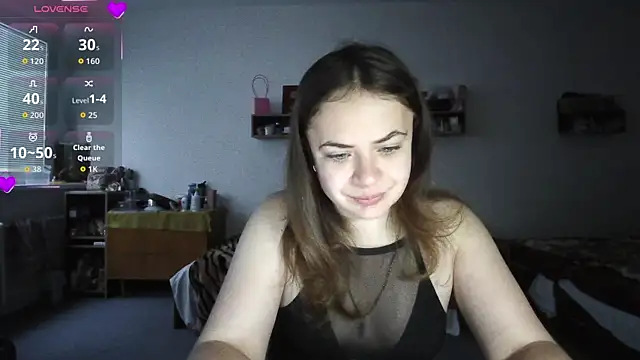 Snapshot of Your___Hope chatting on November 9, 6:33 am Your Hope online show from November 9, 6:33 am