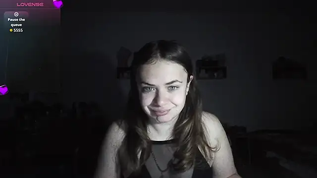 Snapshot of Your___Hope chatting on December 5, 6:33 am Your Hope online show from December 5, 6:33 am